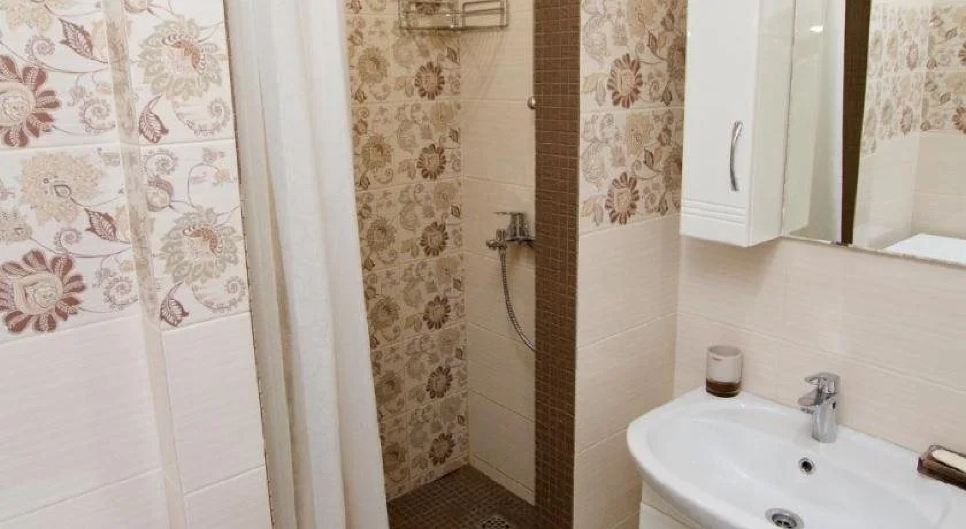 Огни Саратова на ул. Московская, 134/146