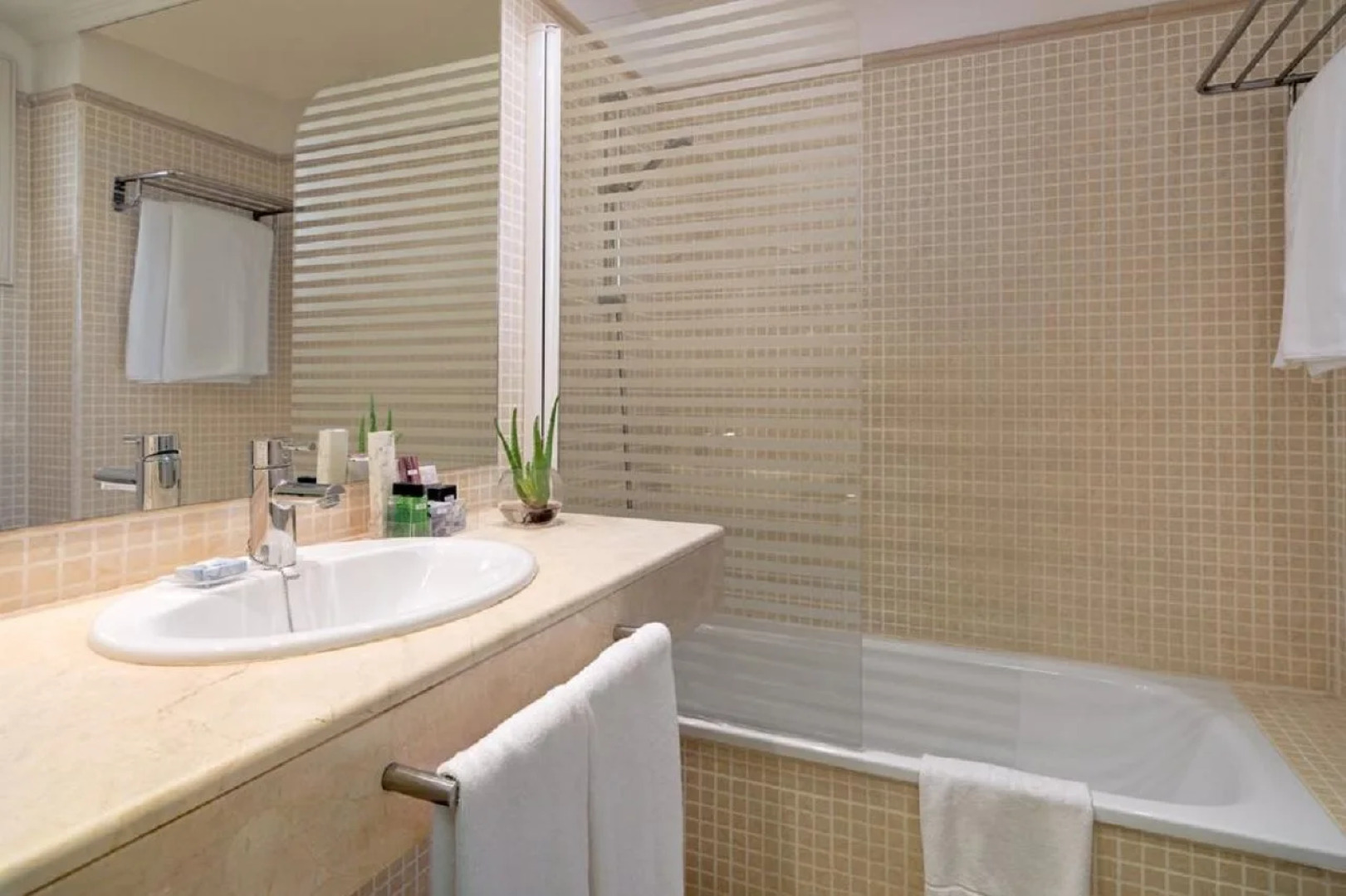 H10 Suites Lanzarote Gardens