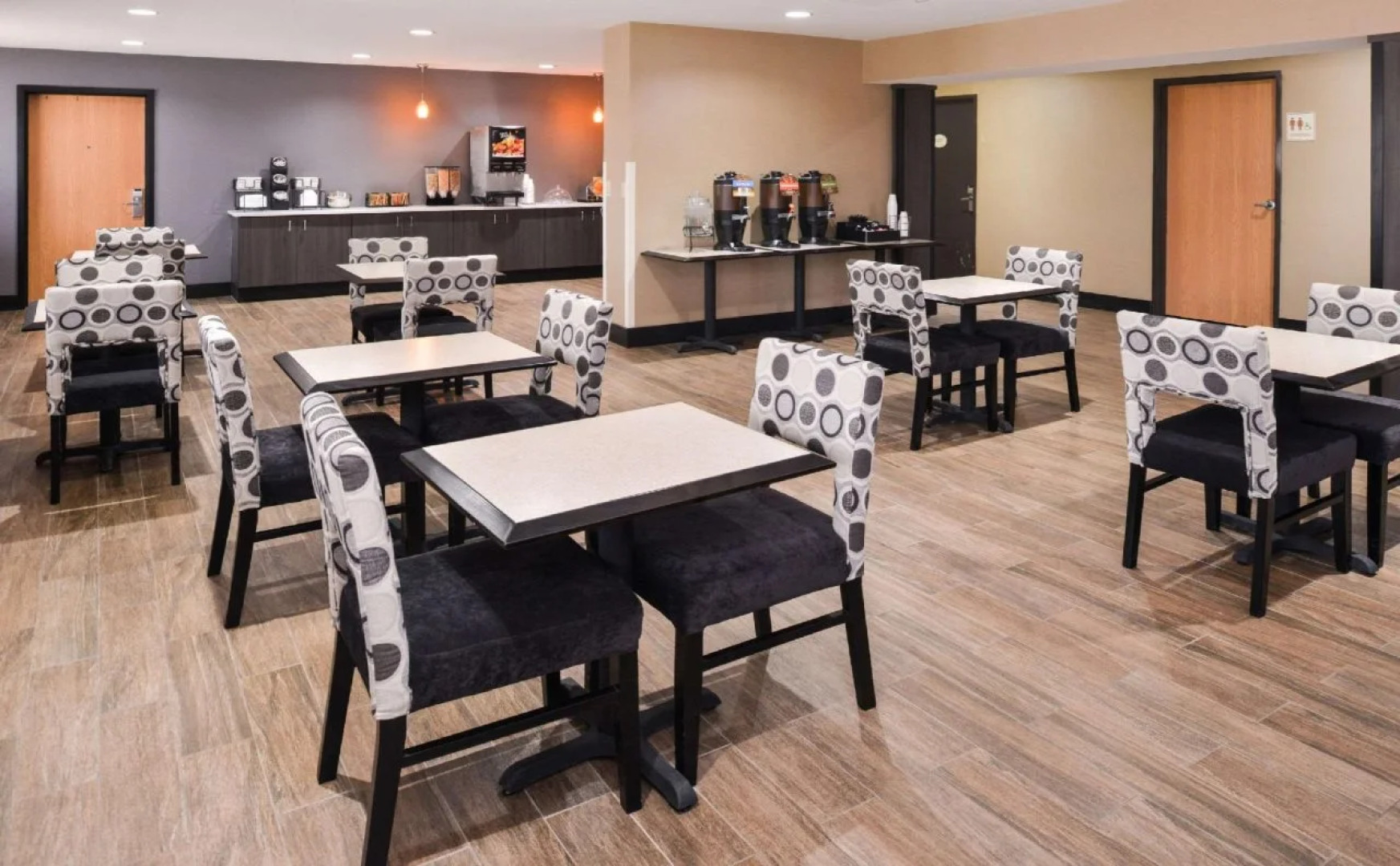 Studio 6 Lenexa, KS - Overland Park