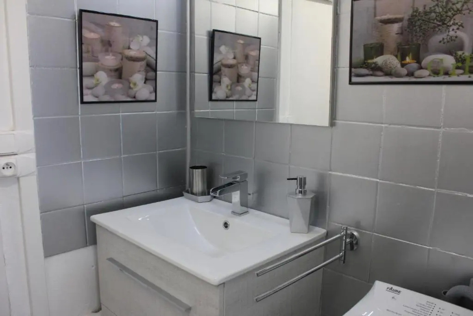 Studio de charme avec sa terrasse en plein coeur de ville