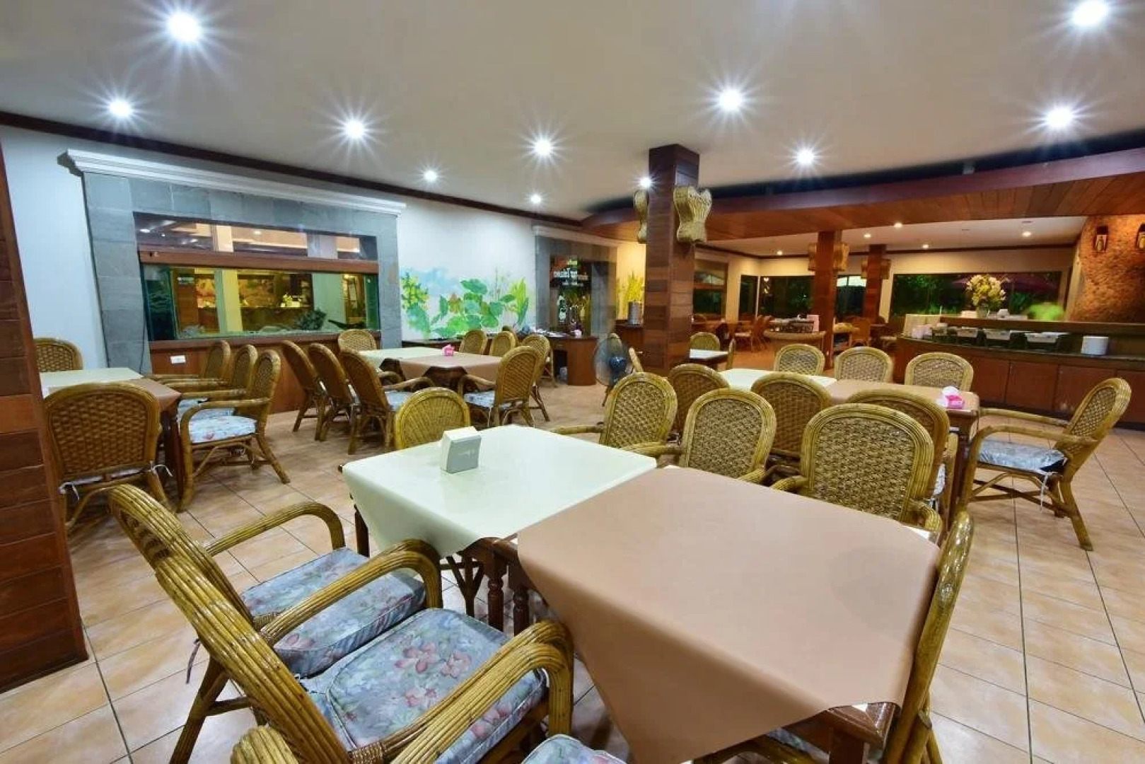 100 Islands Resort & Spa