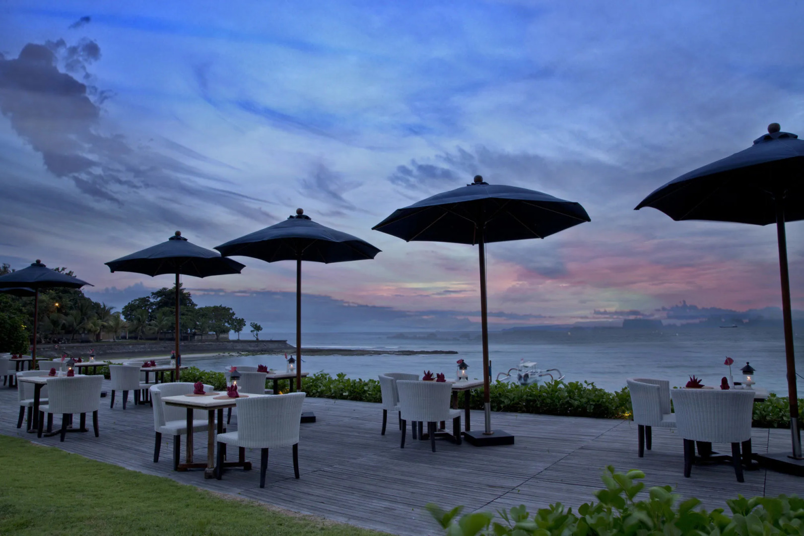 Candi Beach Resort And Spa