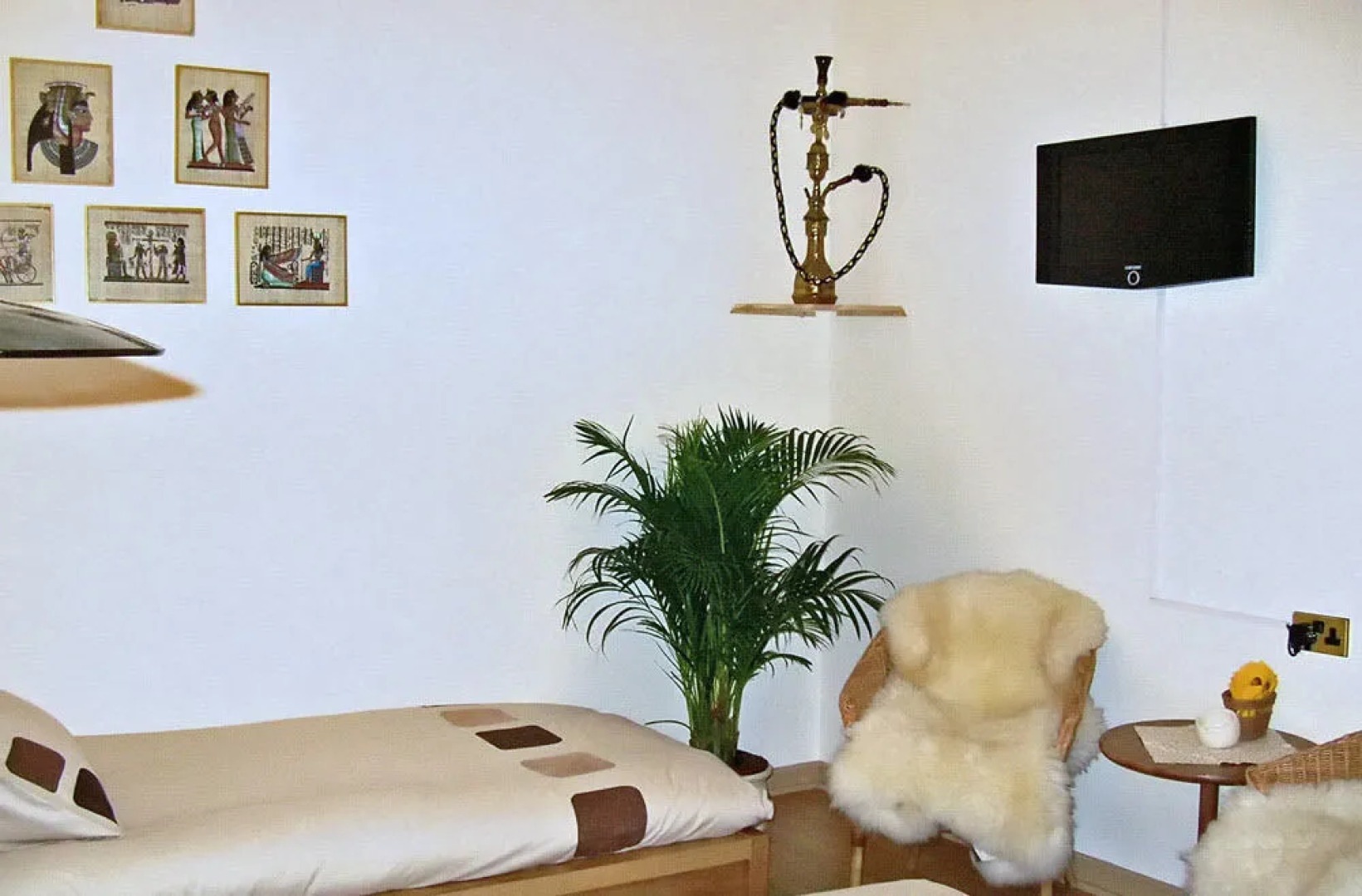 Model Farm Bed & Breakfast