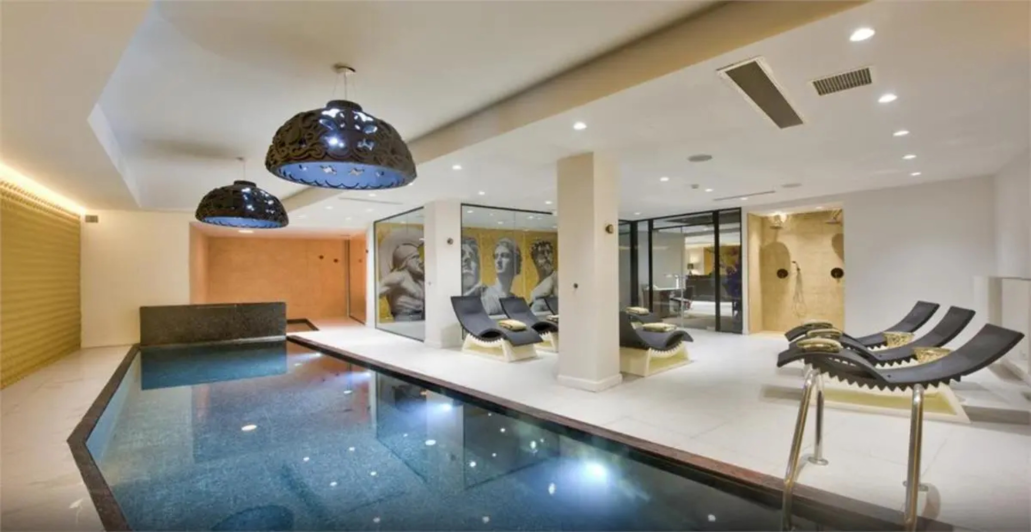 HOLM Boutique &Spa - IK Collection