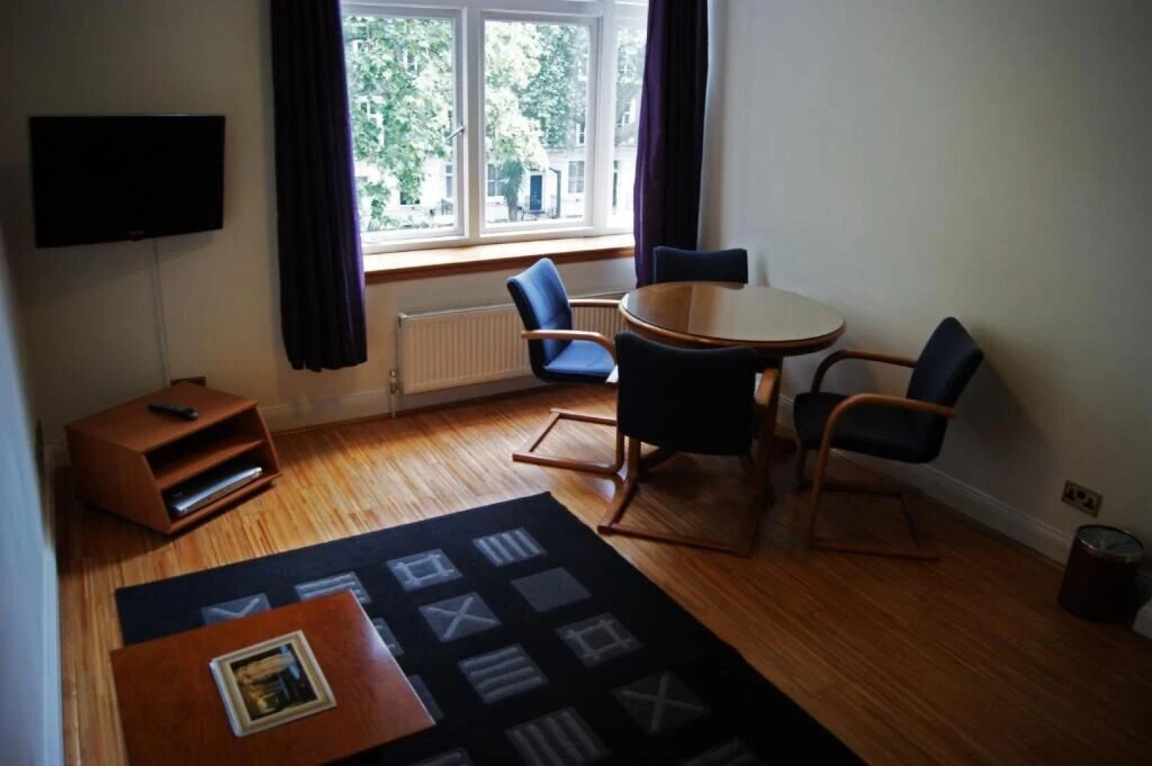 Abbey Court, Hyde Park Hotels