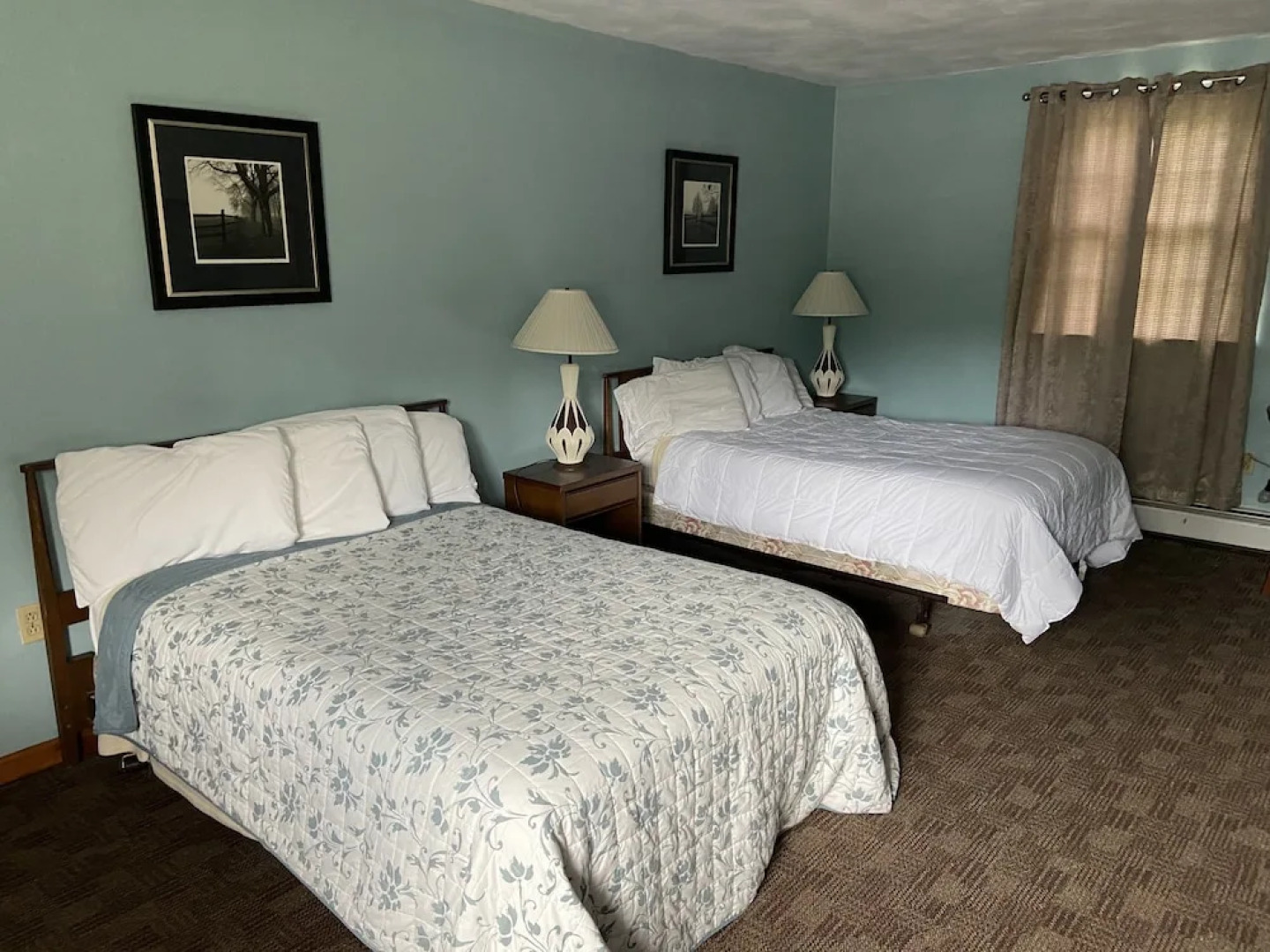 Laurelwood Inn and Steakhouse