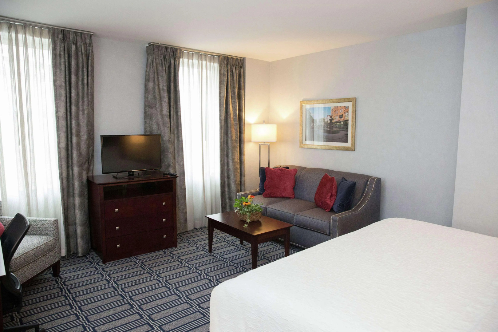 Hampton Inn & Suites Providence Downtown