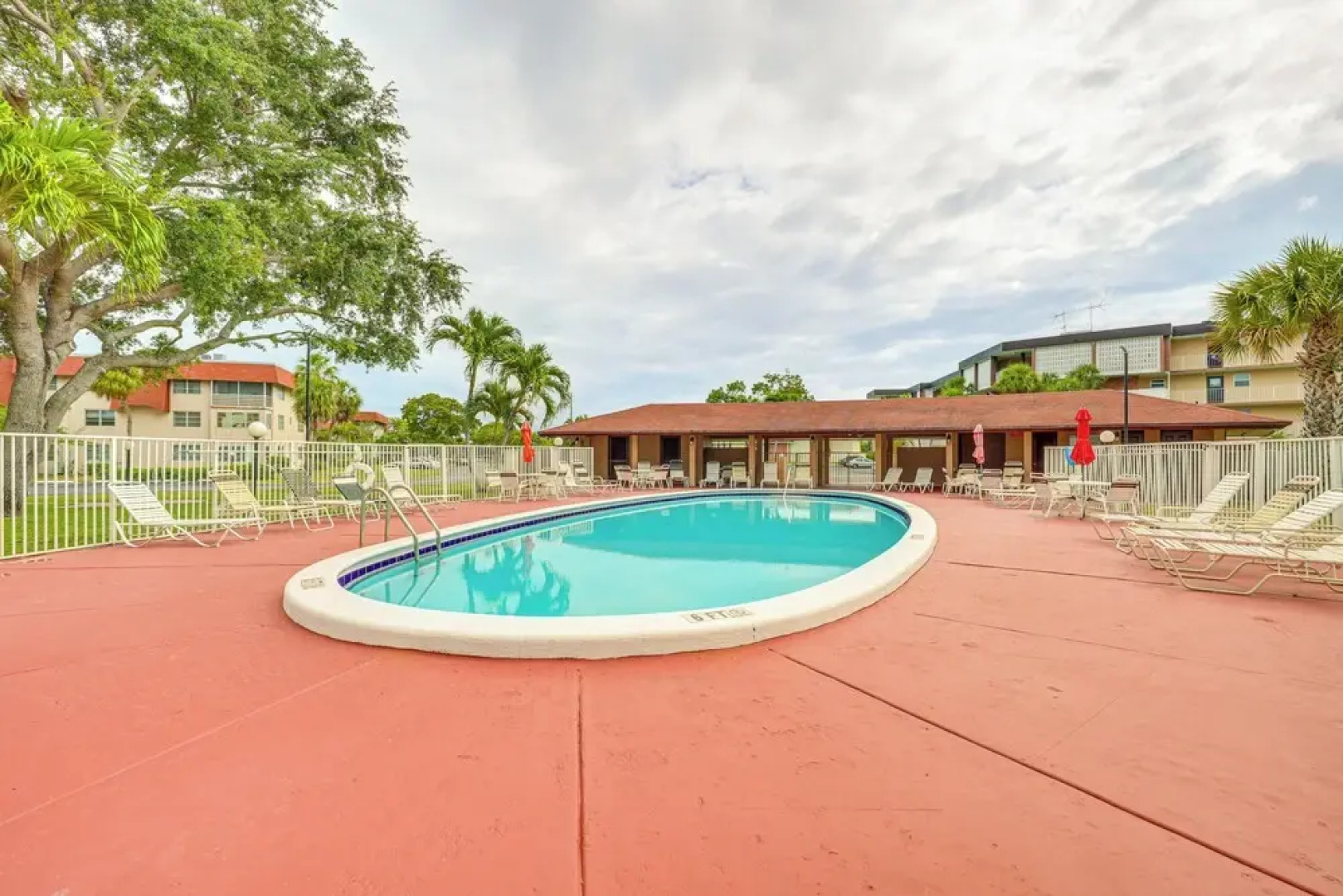 9 Mi to Pompano Beach: Condo w/ Resort Perks!