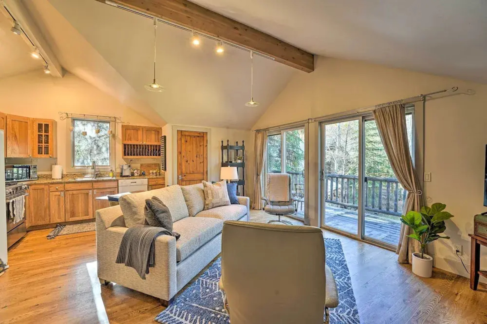 Ketchum Couple's Retreat: 1 Mi to Sun Valley!