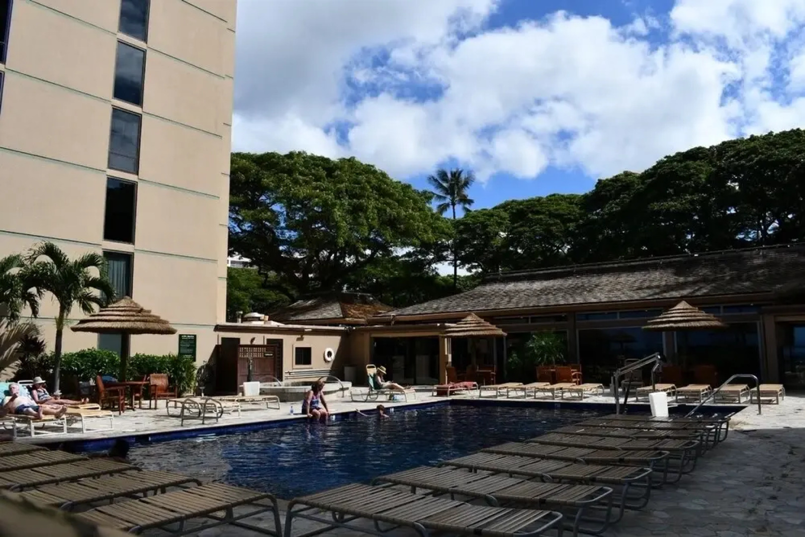 Mahana by KBM Hawaii Luxury Vacations