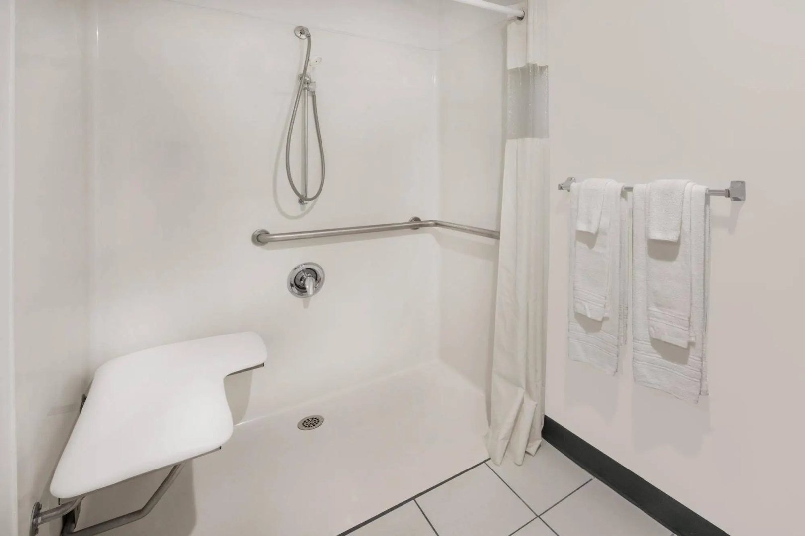 Americas Best Value Inn & Suites