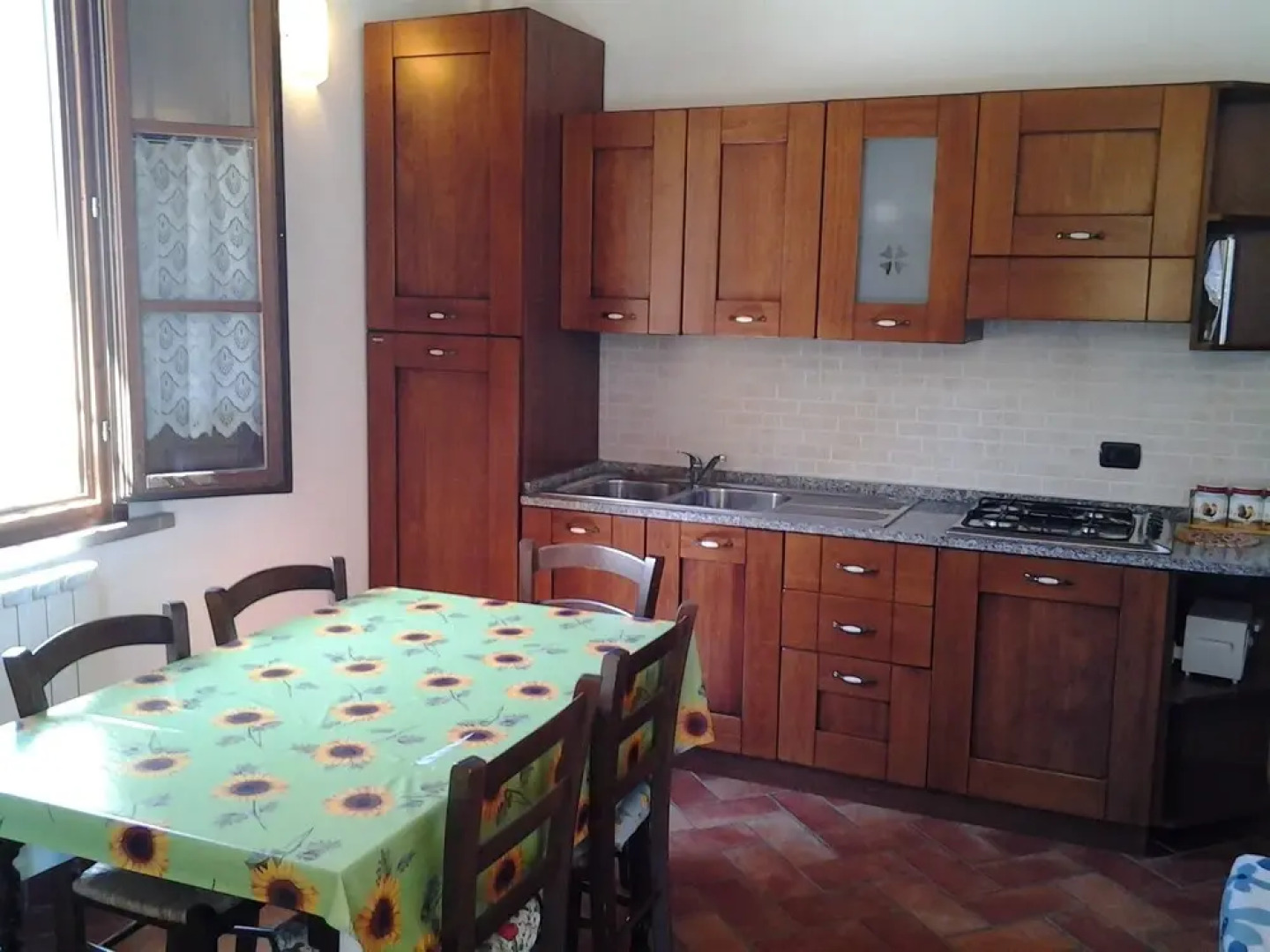 Edera Apartment in a No Kids Farmhouse, up to 6 People
