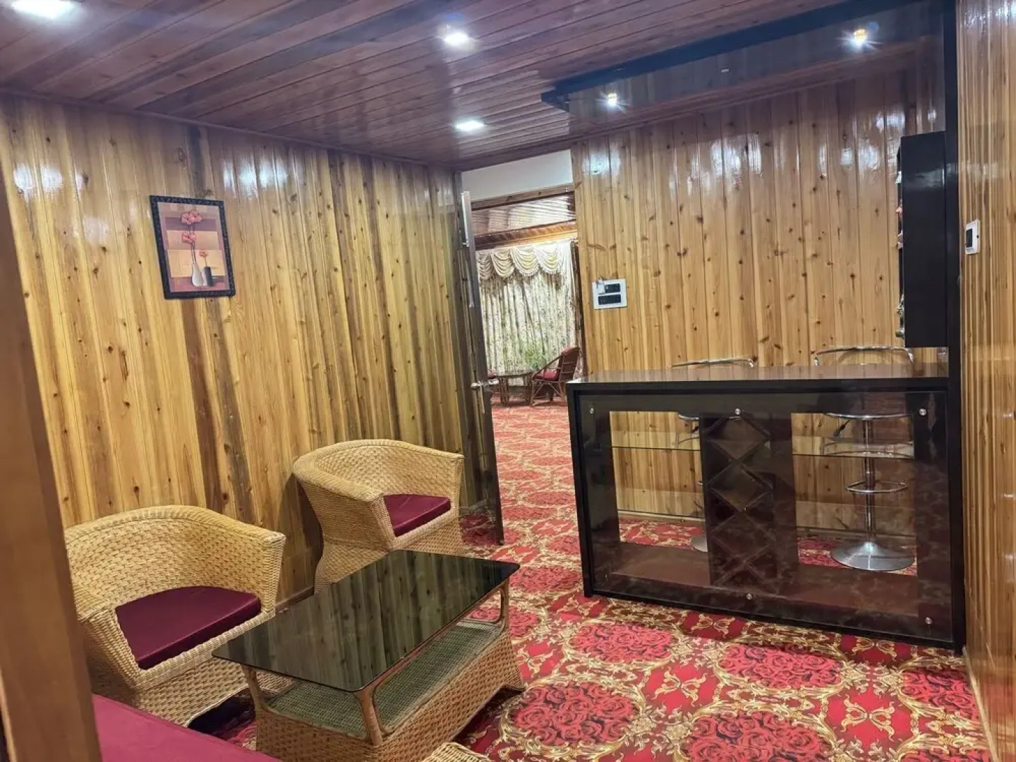 The Kaizer Valley Hotel