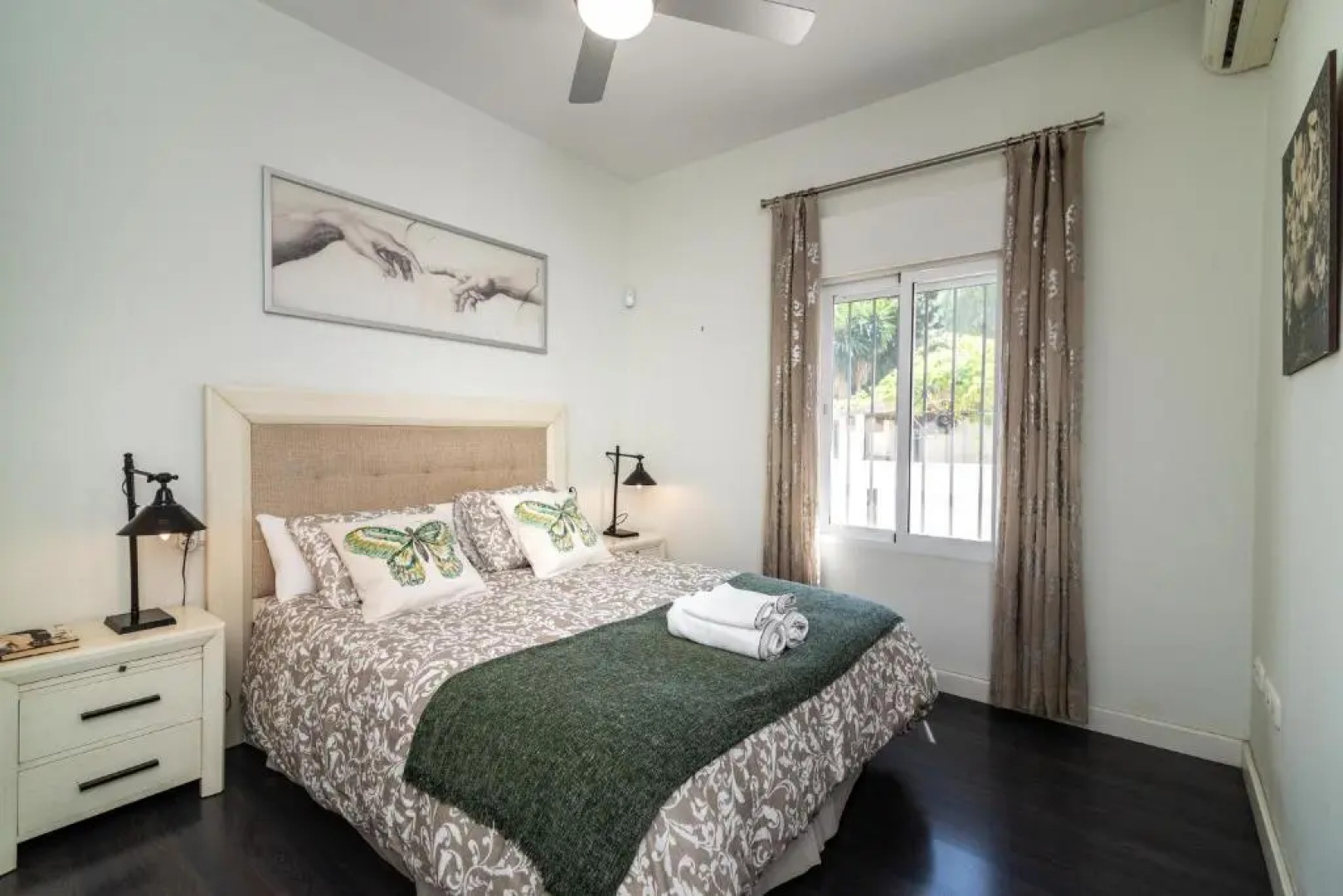 N&A Velázquez 5BDR Independent Villa