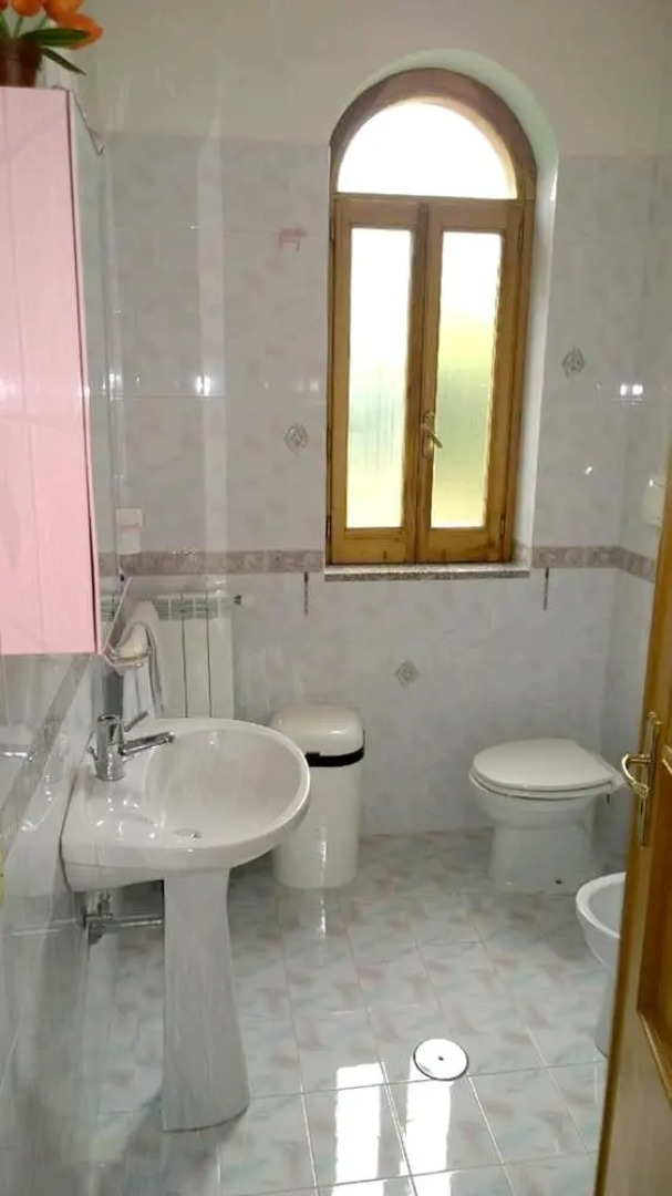 House With 3 Bedrooms in Tramonti, With Wonderful Mountain View, Enclosed Garden and Wifi Near the Beach