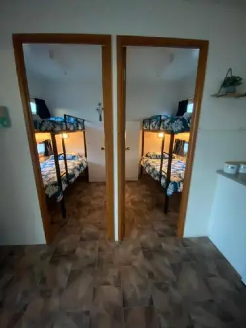 Rocks Retreat Cabin - Seal