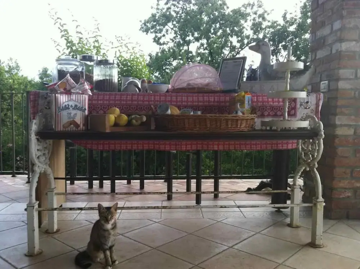 Apartment With one Bedroom in Lonato Del Garda, With Wonderful Lake View, Pool Access, Enclosed Garden - Near the Beach