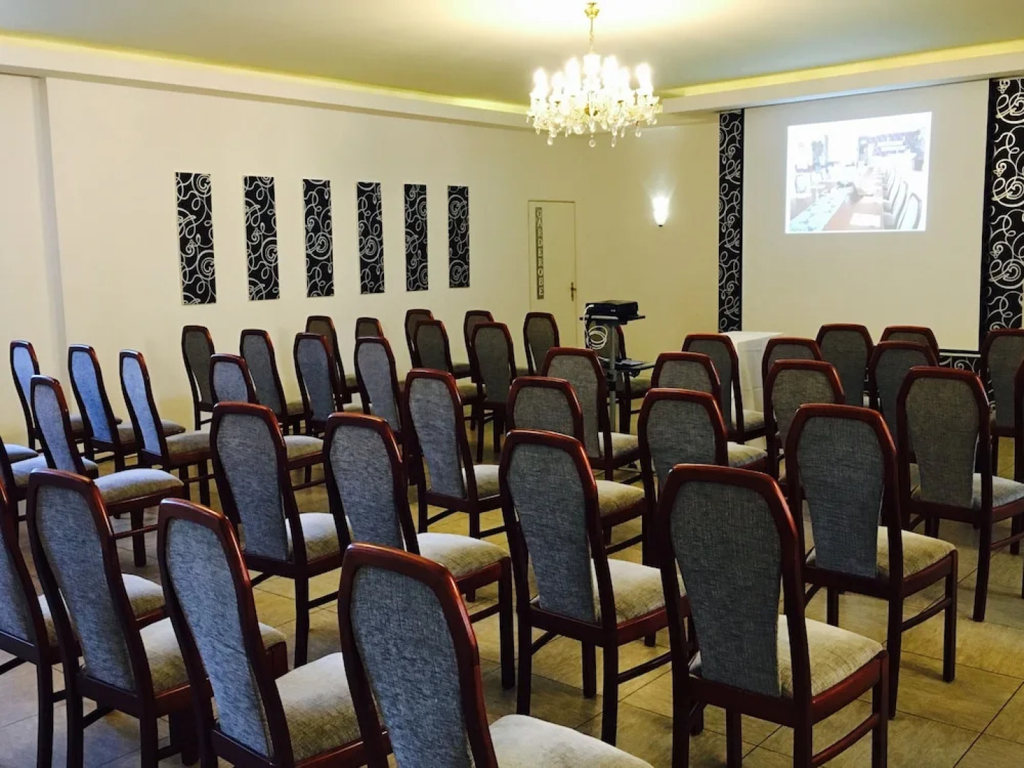 Hotel & Restaurant Hessischer Hof