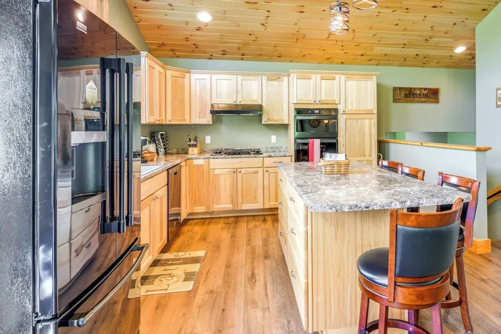 Mtn-view Home 6 Mi to Jay Peak Resort: Fish & Hike