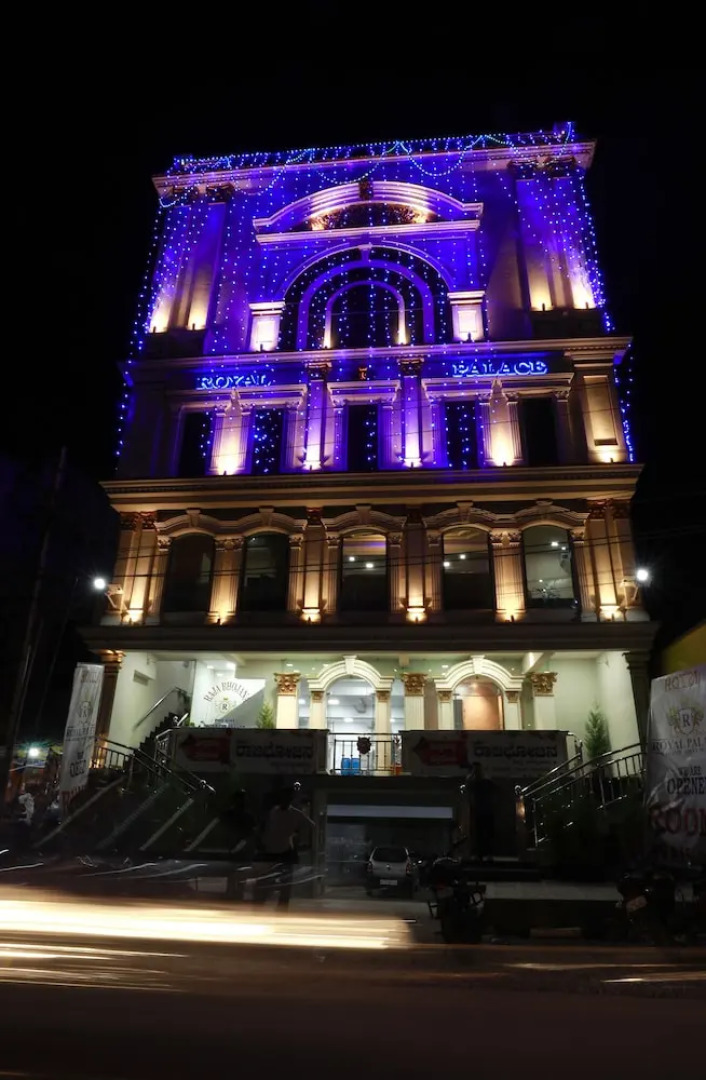 Treebo Trend Royal Palace Chikmagalur