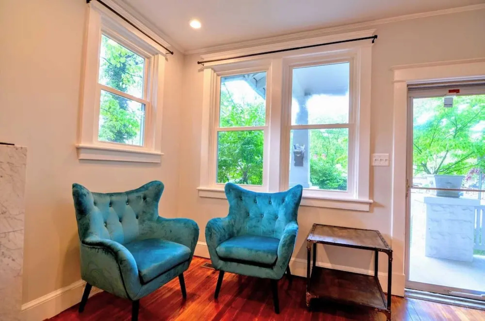 16 Cleveland Ave 2 Bedroom Home