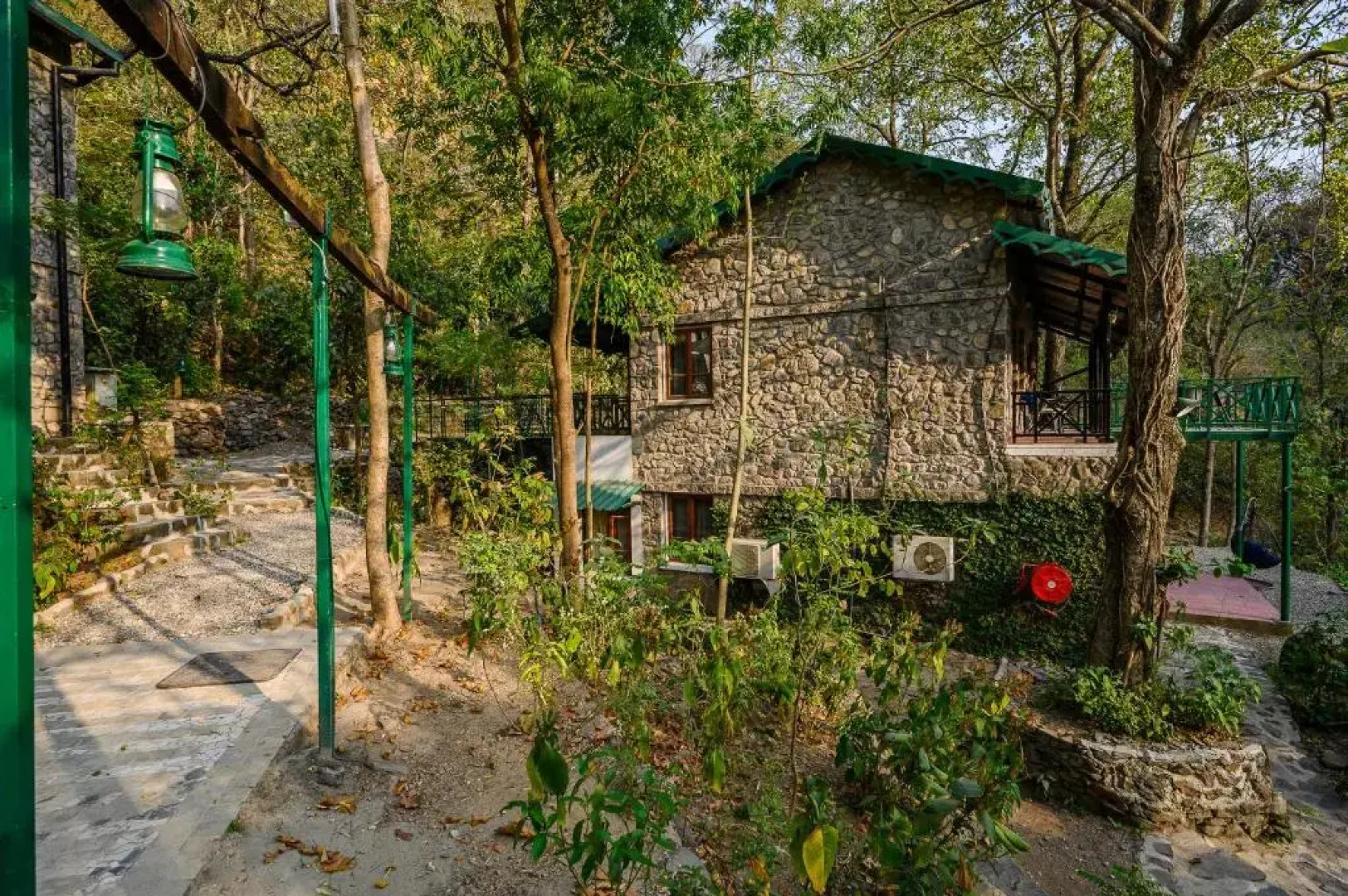 Neemrana's Glasshouse on The Ganges