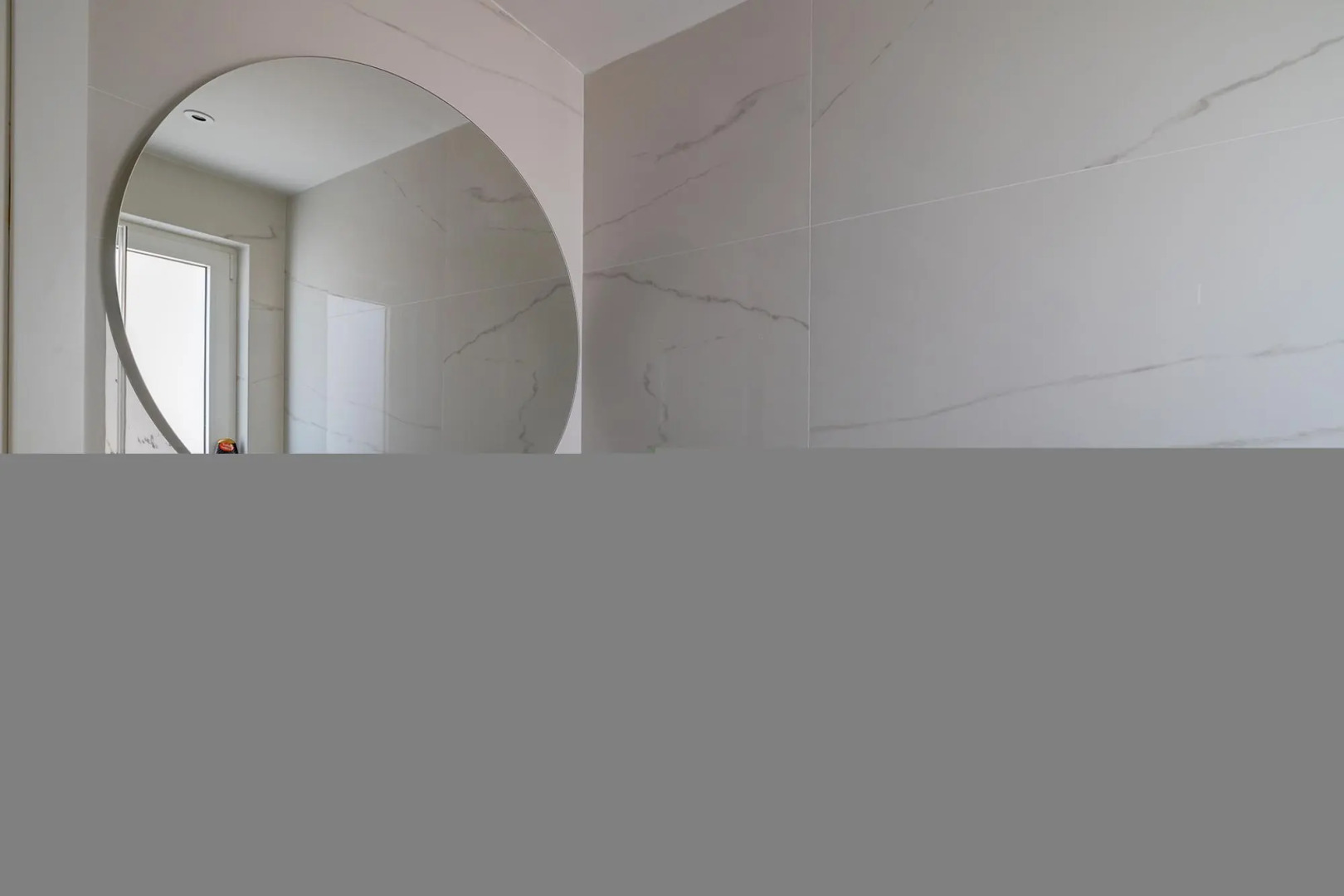 Stunning 3BR Apartment With Marina Views