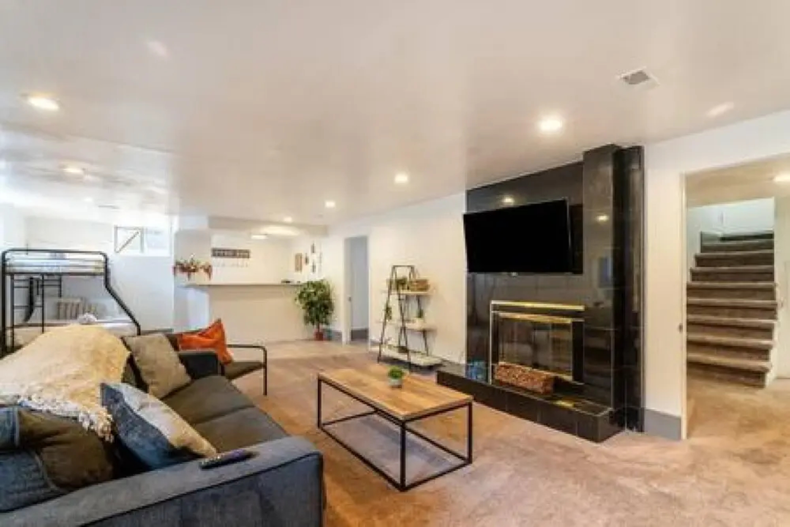 Retreat in Vibrant Westminster 4BR Hot Tub