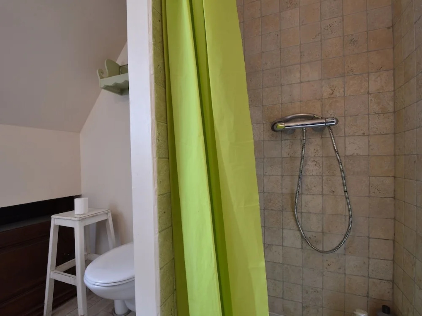 Authentic 17th Century Home With Vast Garden, 4km From the Beach