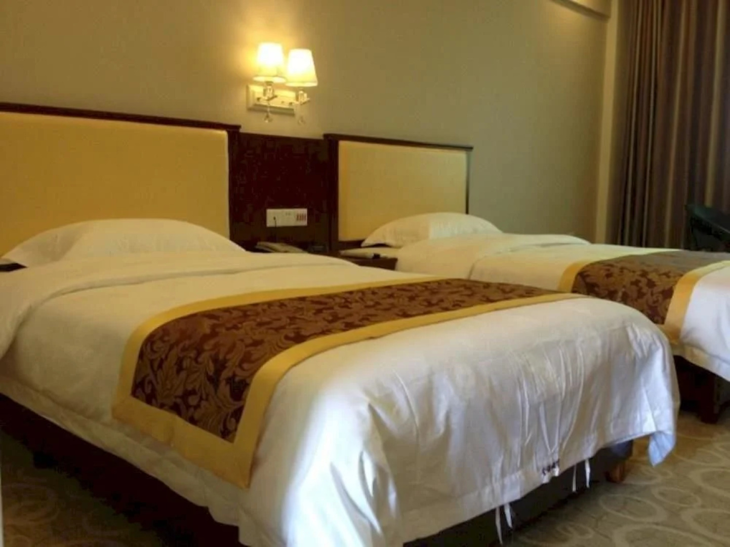 Beihai Jinhai Traders Hotel