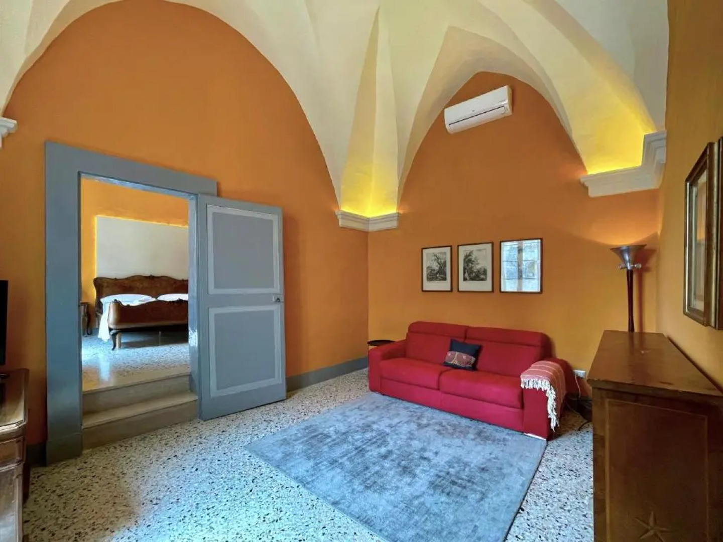 Palazzo de Carlo e il parco dei 7 pozzi