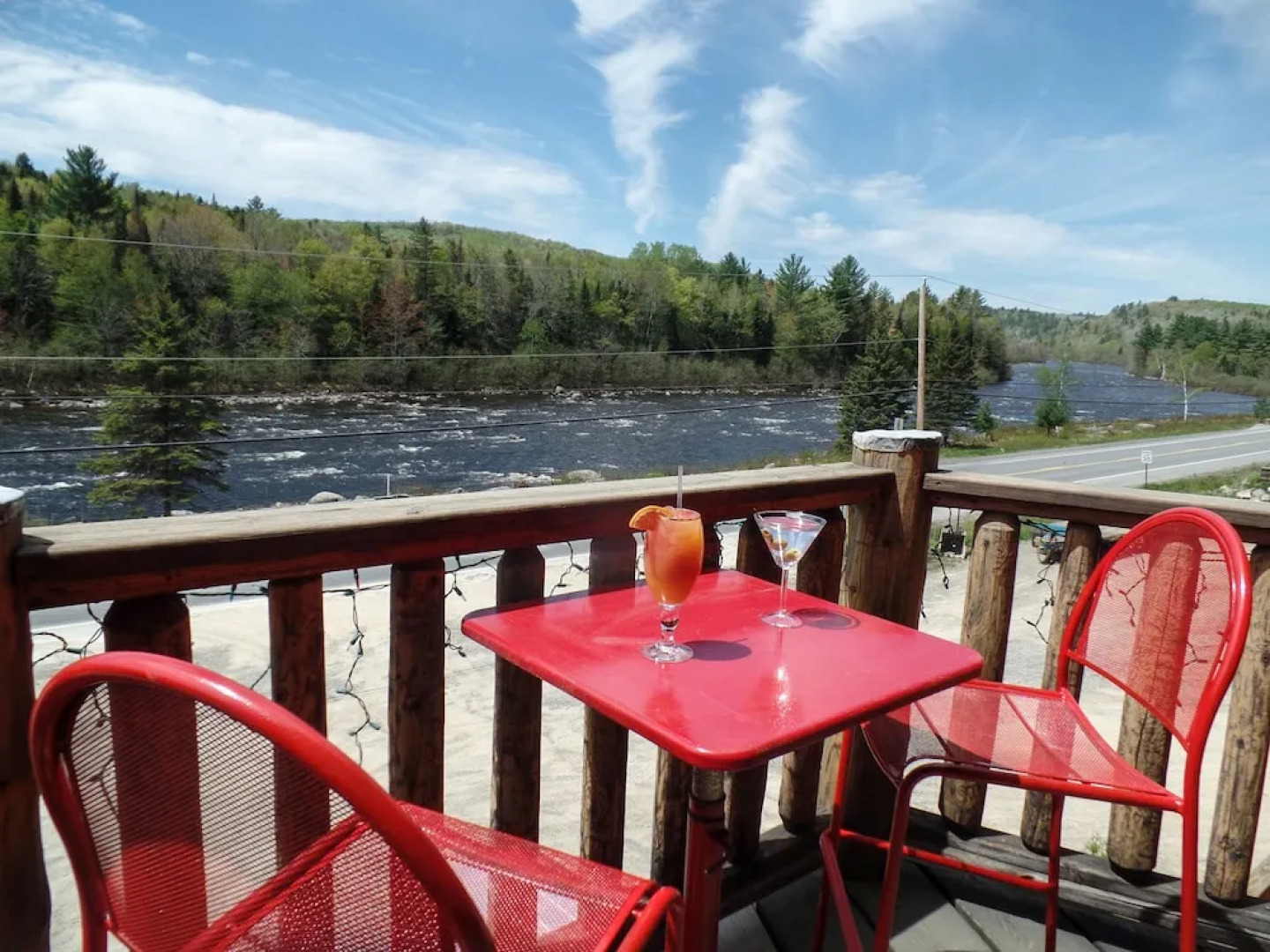 Hawks Nest Lodge And Restaurant