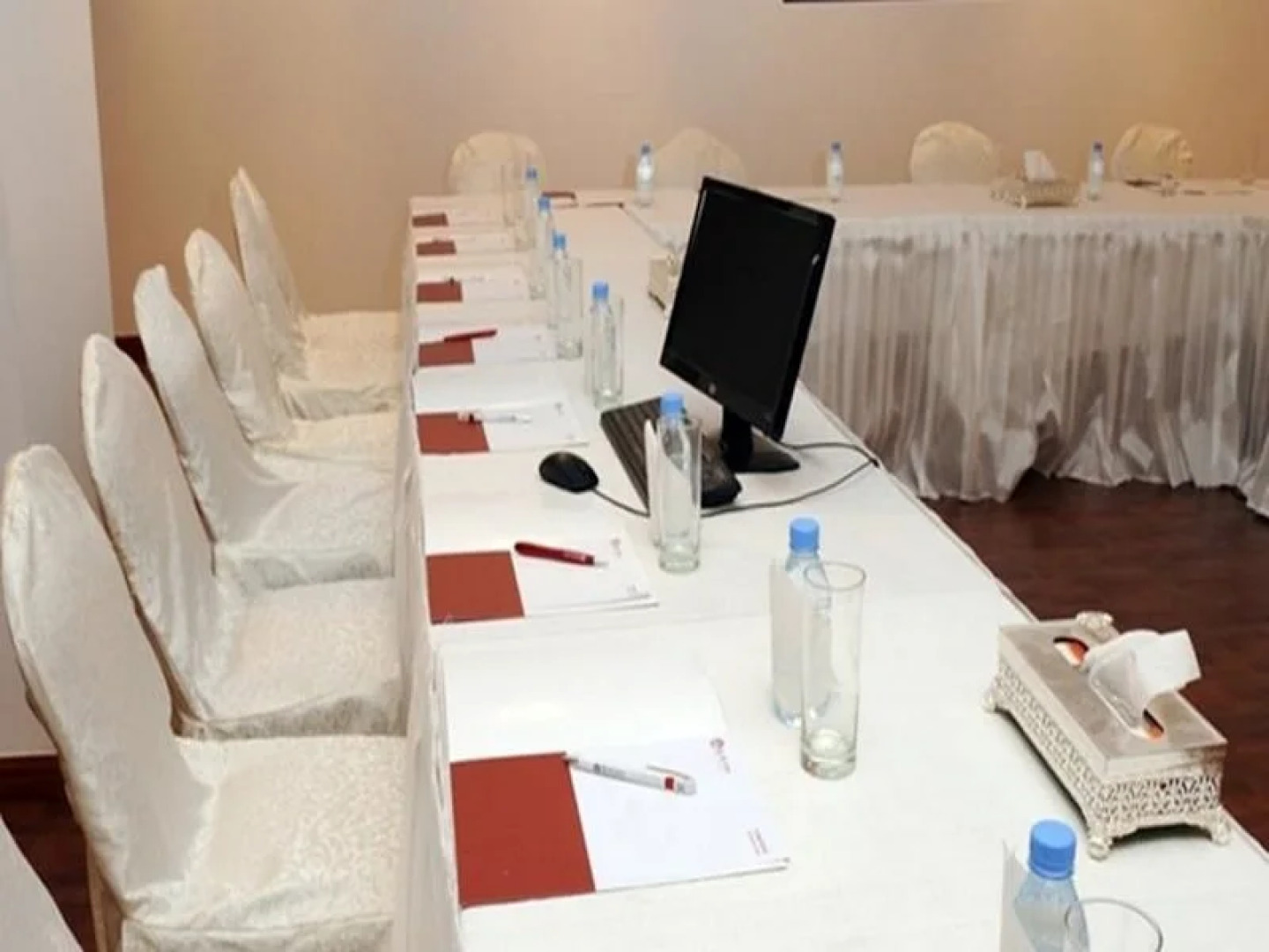 Rose Inn Al Waha Hotel