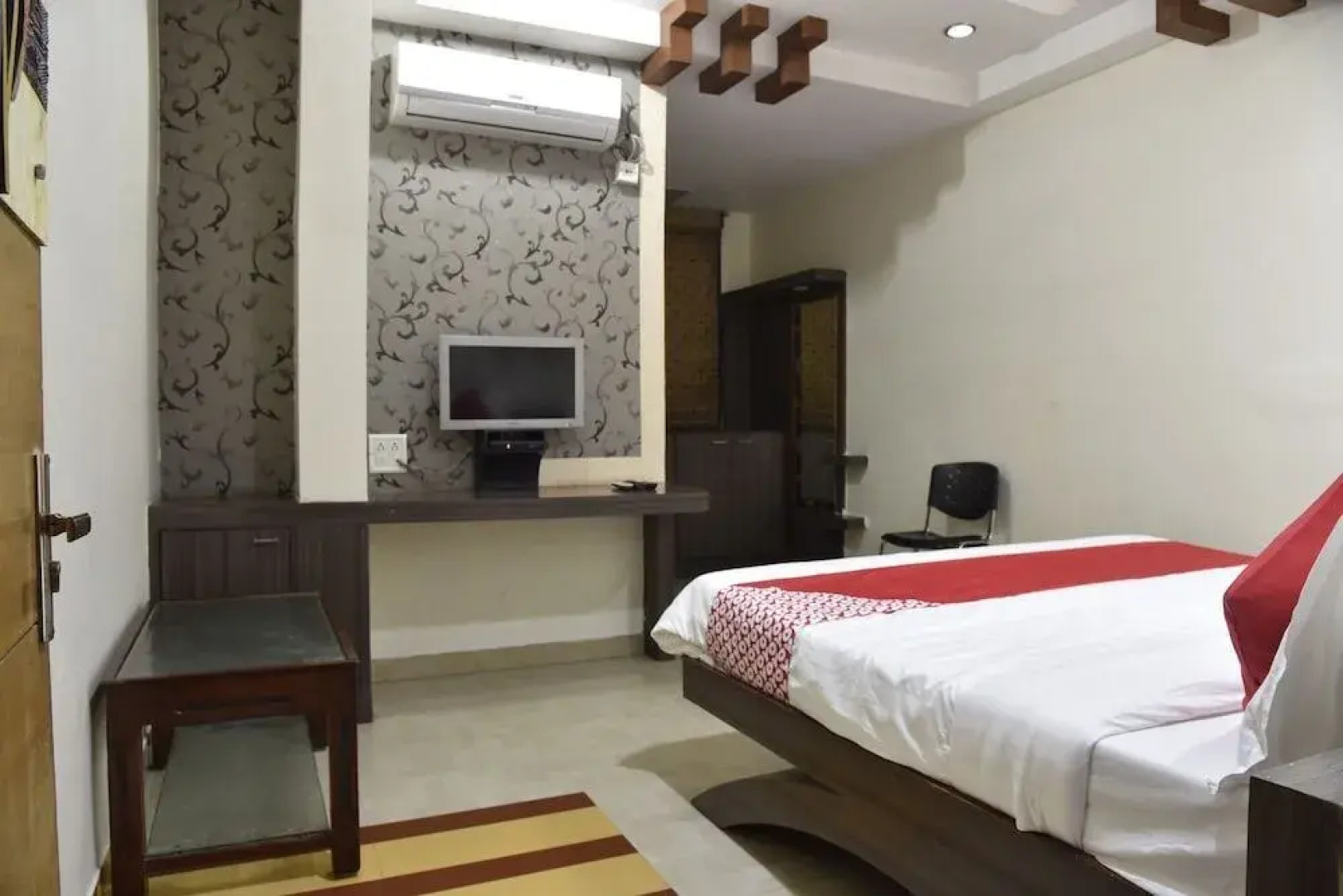 Hotel IC Inn by OYO Rooms