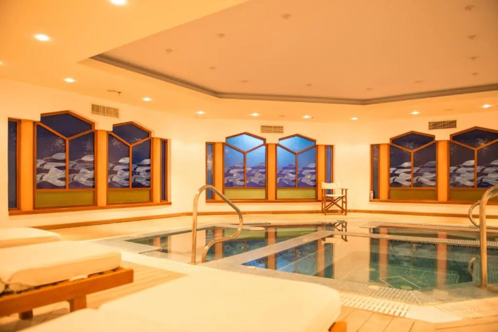 Neptune Luxury Resort