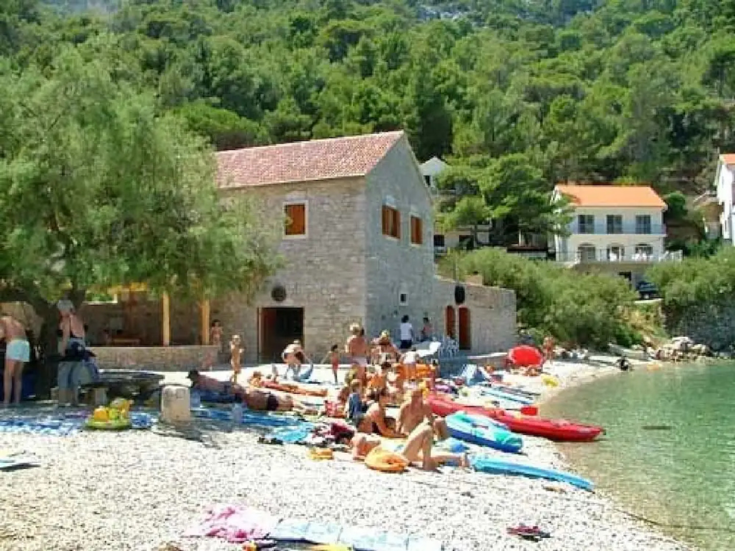 Apartments and Rooms Stjepan