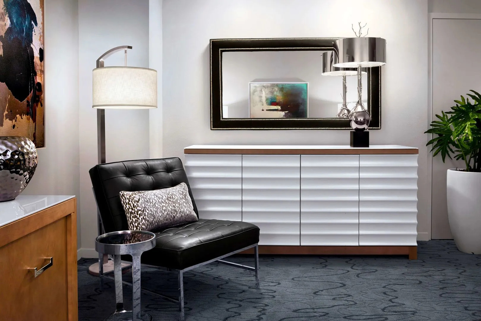 Walt Disney World Swan