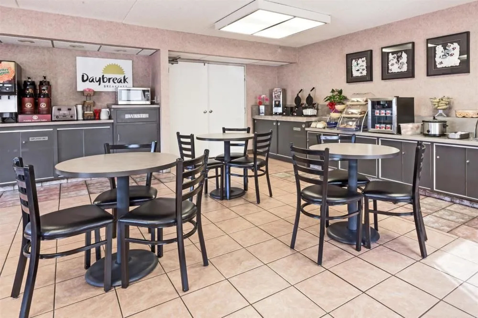 Days Inn Clackamas/Portland