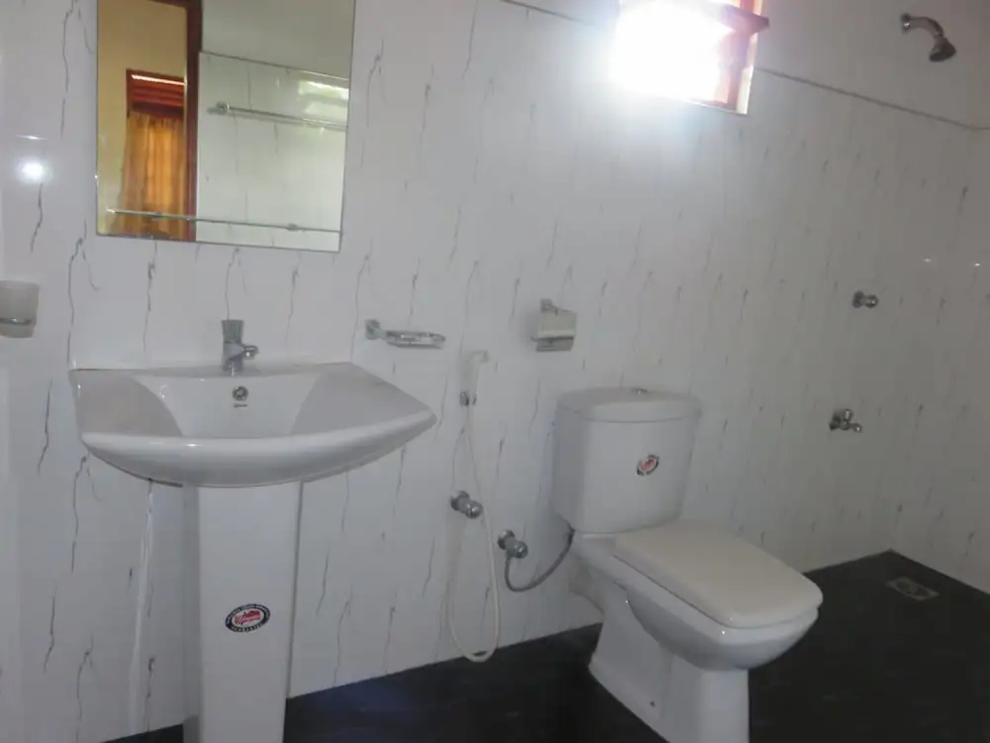 Beach Lagoon Guest House