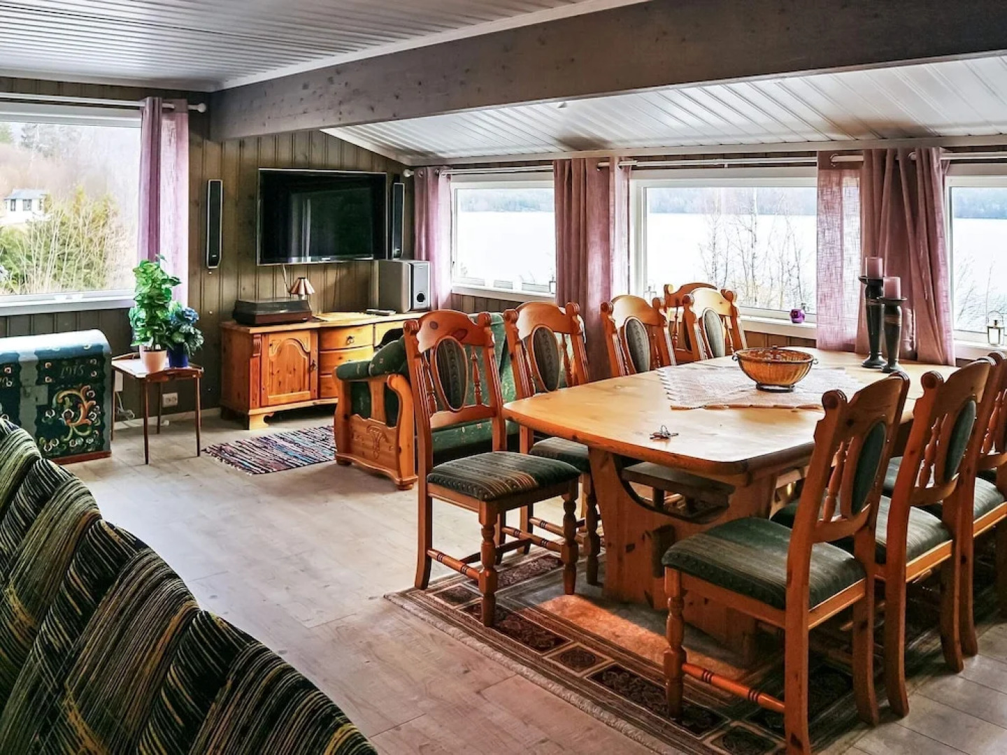 10 Person Holiday Home in Vikersund