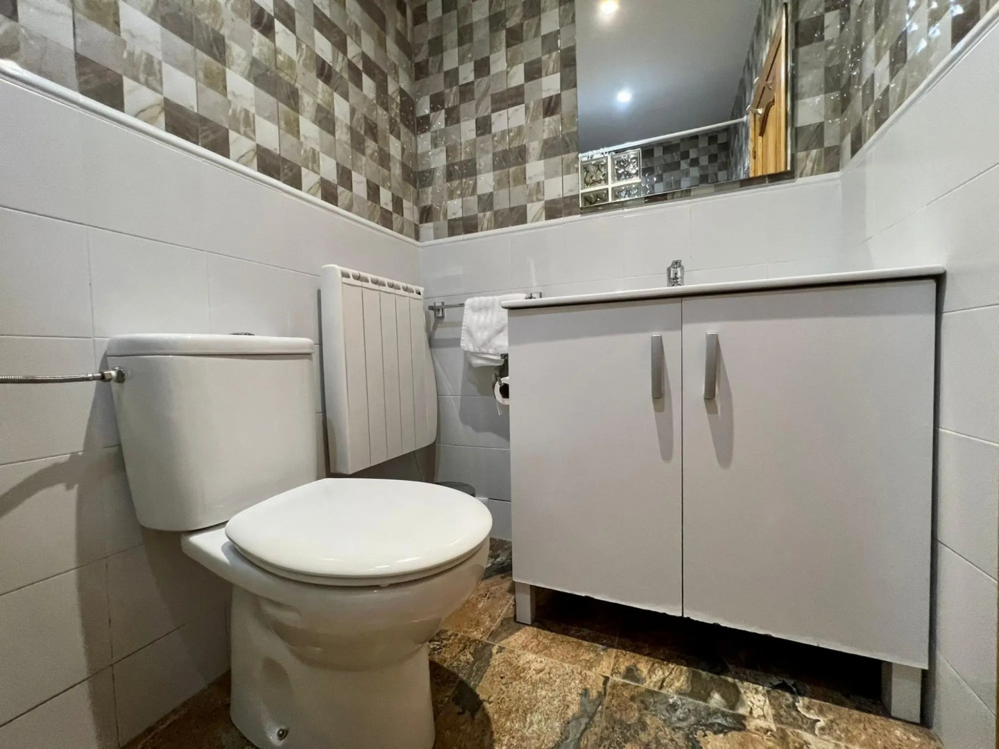 Preciosa casa con,Wifi, BBQ y terraza en Cadavedo