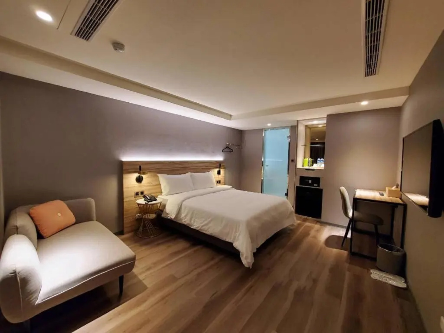 Sunrise Business Hotel – Taipei Main Station