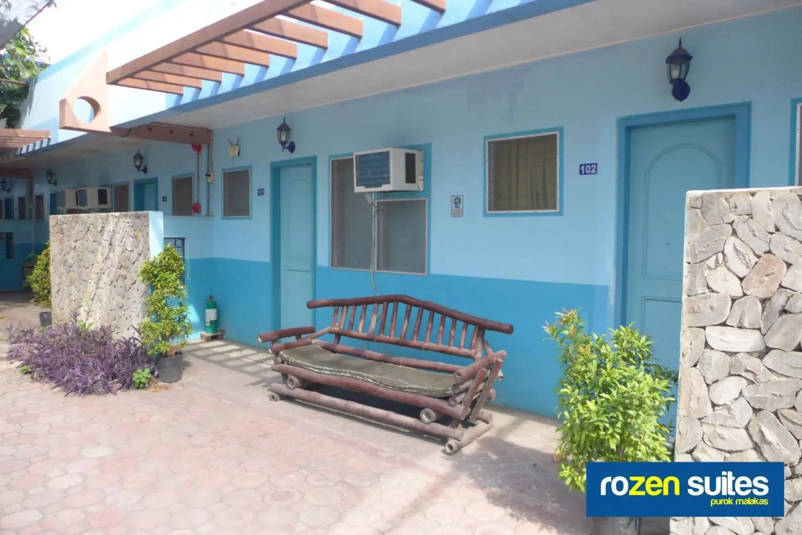 Rozen Suites Malakas