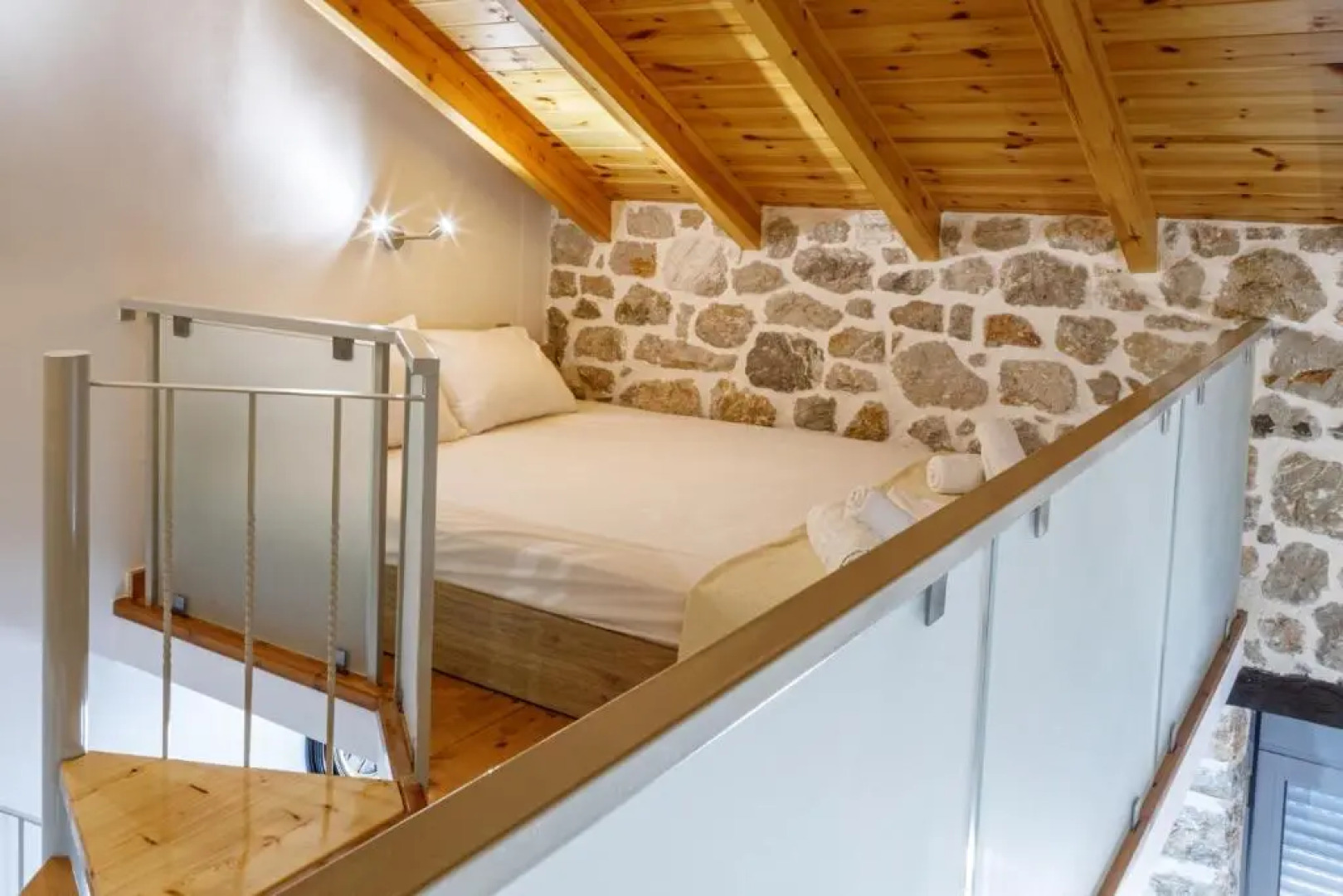 Adrian'S Luxury Apartments 2