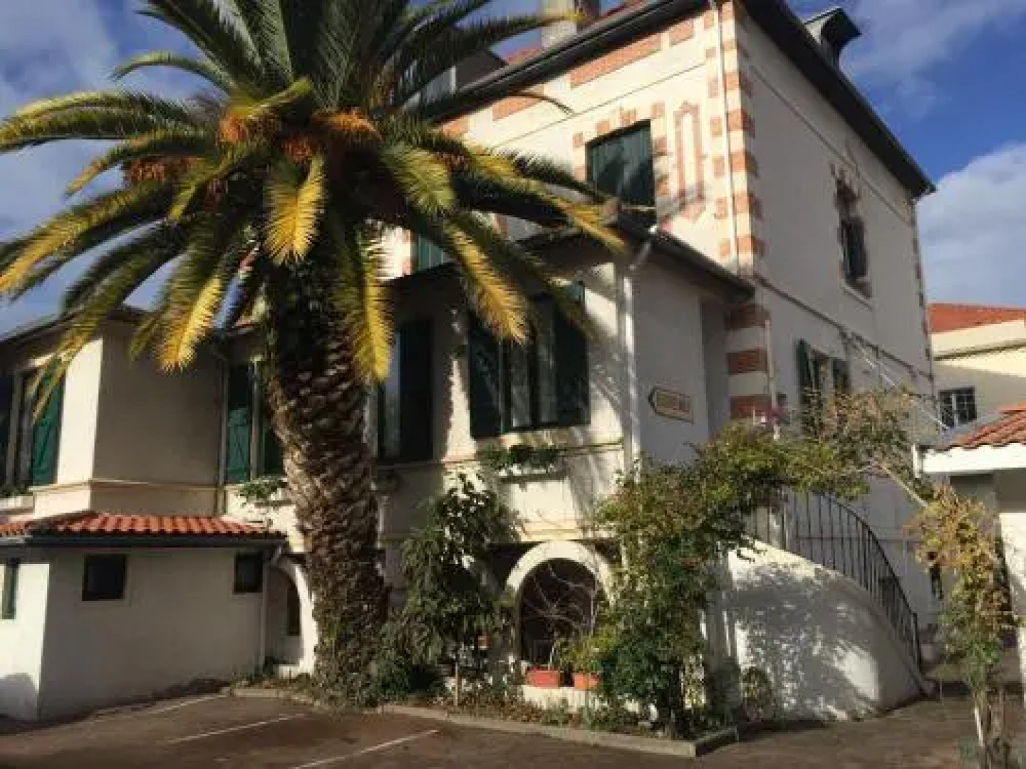 Hôtel-Résidence Le Grillon