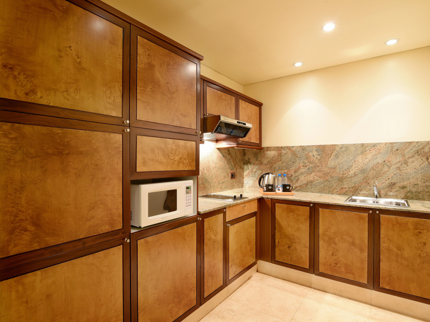 Gefinor Rotana Hotel