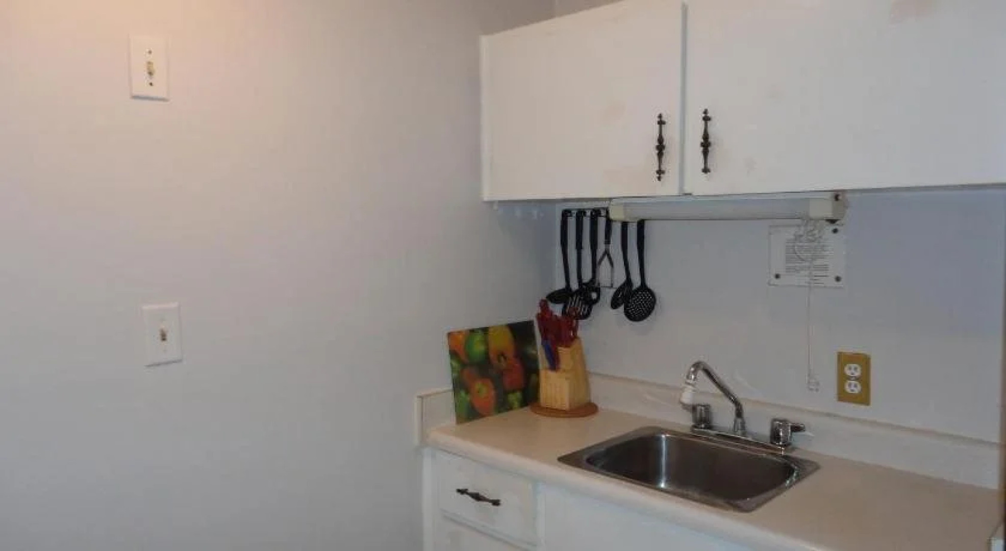 Bella Villa Motel & Resort