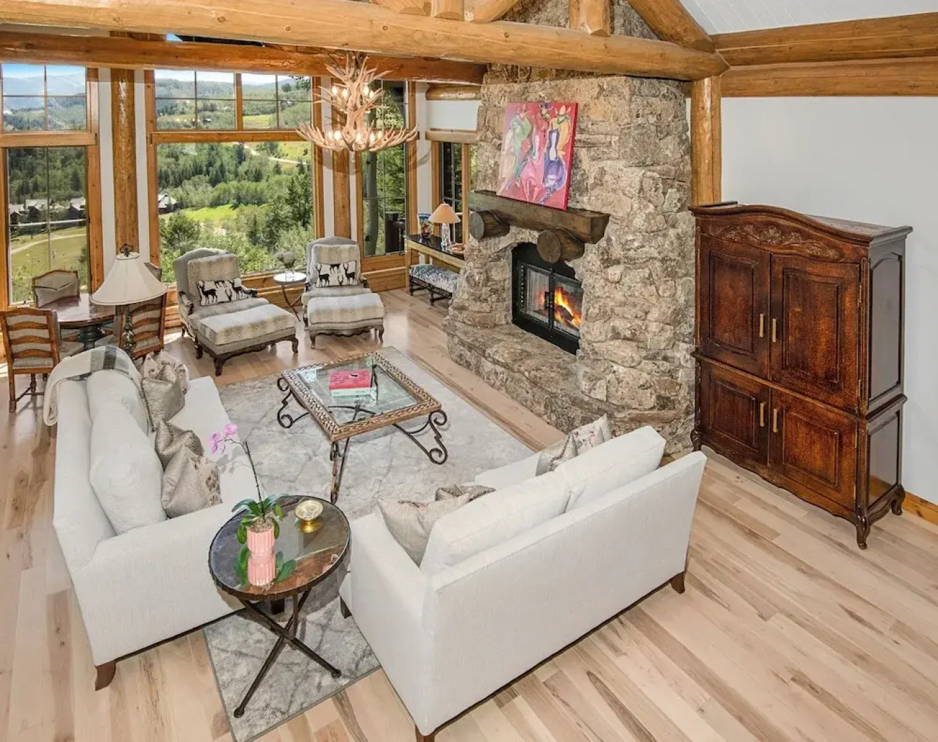 Snowberry by Elevation Accommodations