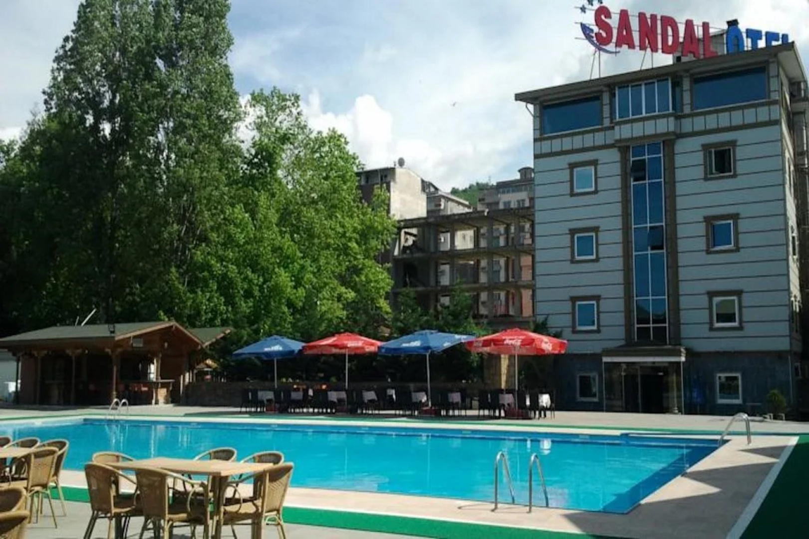 Отель Green Palace Suite 