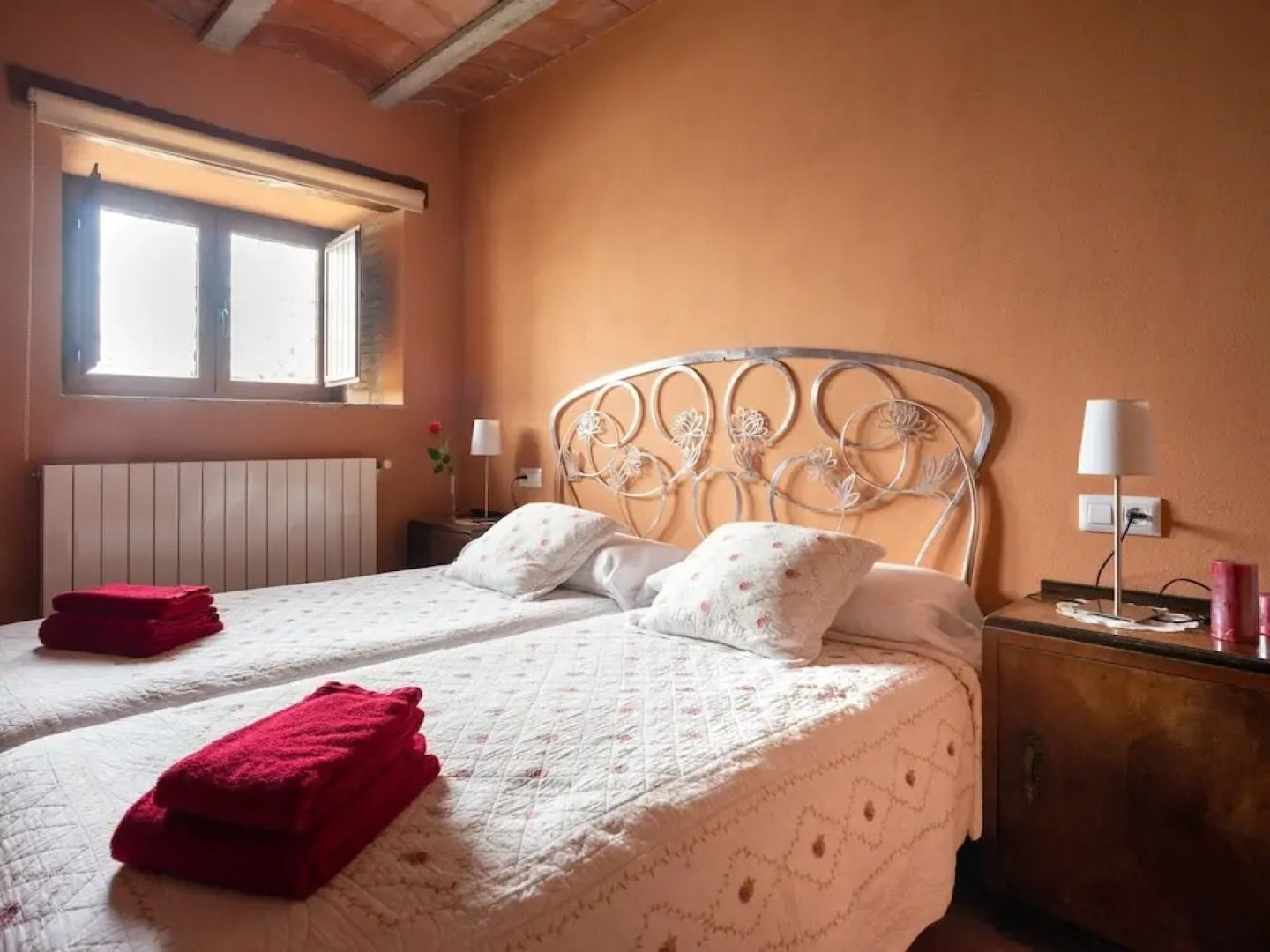 Vibranr Holiday Home in Aiguaviva With Swimming Pool